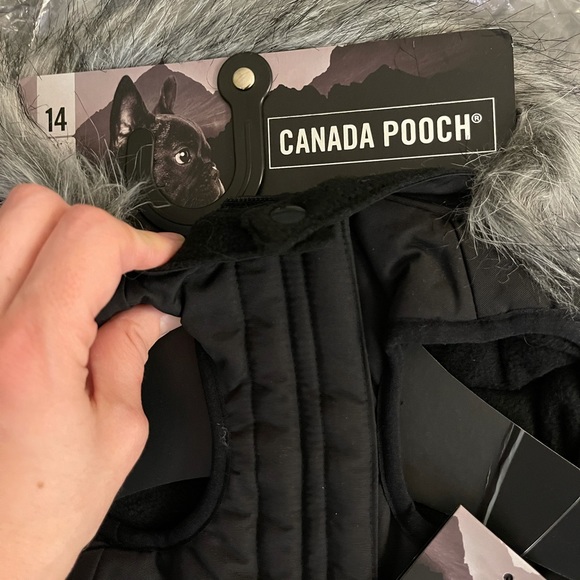 Canada Pooch Everest Explorer Dog Jacket - Picture 9 of 10